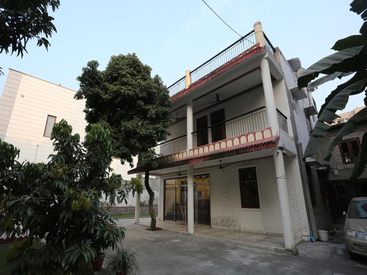 Oyo 10448 Green View Home Stay Dehradun Exterior photo