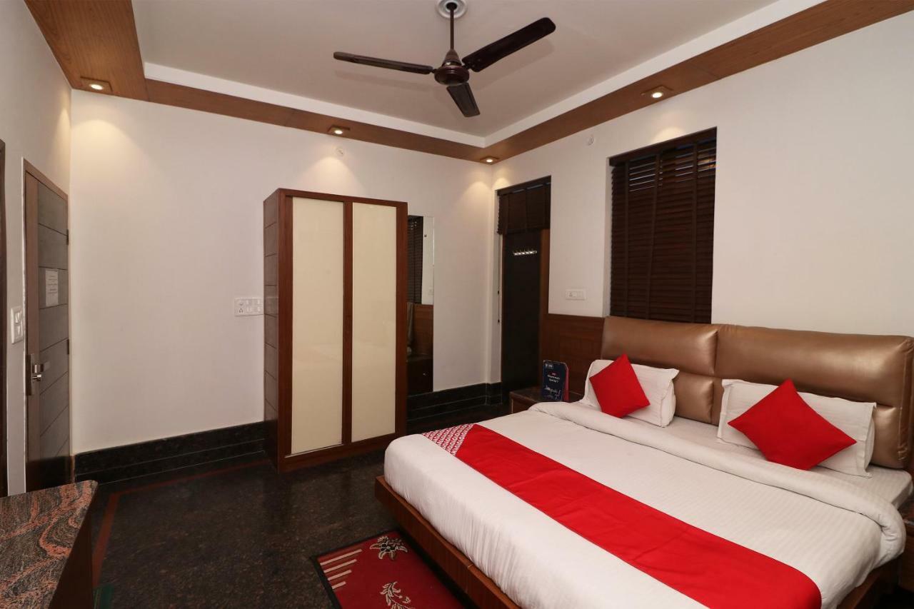 Oyo 10448 Green View Home Stay Dehradun Exterior photo